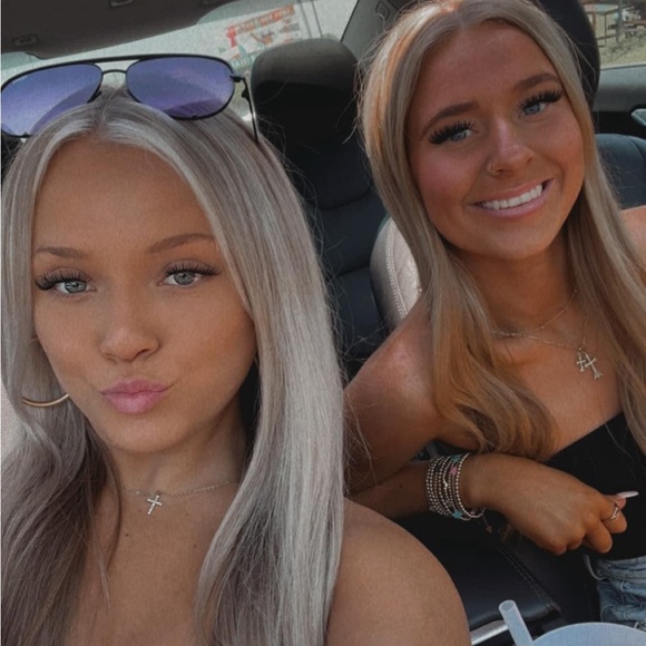 Meet your Posher, Paige - Picture 1 of 1